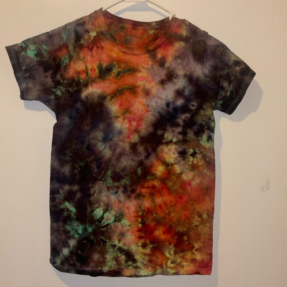 HANES HAND ICED DYED TSHIRT